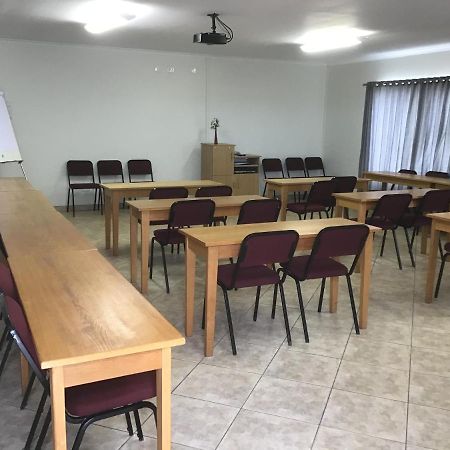 Rocky Shore Guesthouse Свакопмунд Экстерьер фото