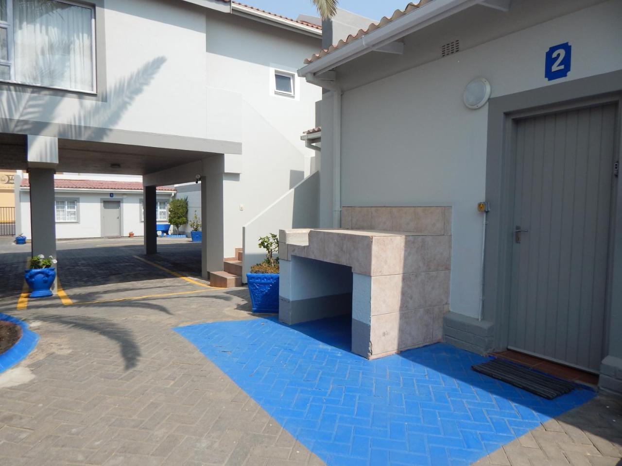 Rocky Shore Guesthouse Свакопмунд Экстерьер фото